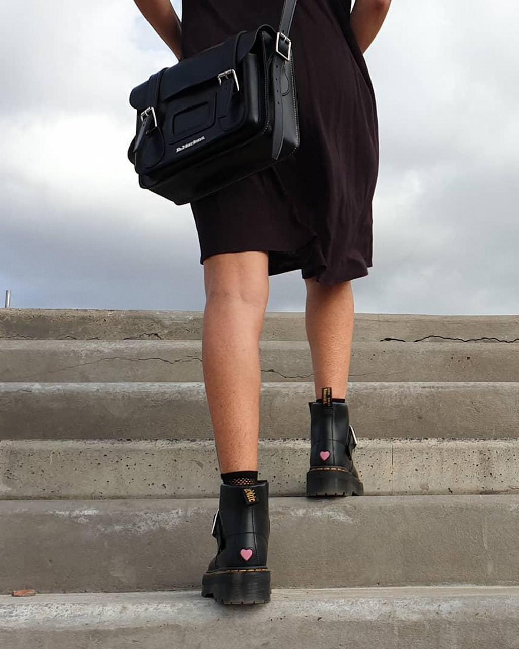 11 inch Leather Messenger Bag - Black — Kiev & Smooth - image 10