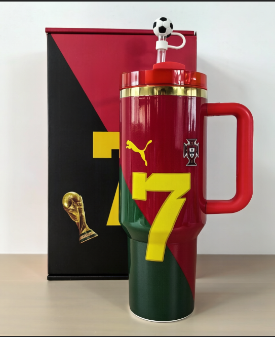 ⚽ FIFA x Stanley Limited Edition