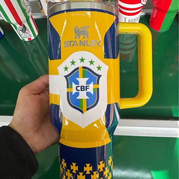 ⚽ FIFA x Stanley Limited Edition
